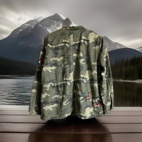 Gap Camo Utility Jacket Women's Olive Butterfly Embroidered Pockets Cinch Medium - Picture 2 of 6